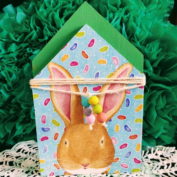 Hand Crafted Easter Decor/Mini Wood House/Tiered Tray Decor/Bunny & Jelly Beans - Picture 1 of 6